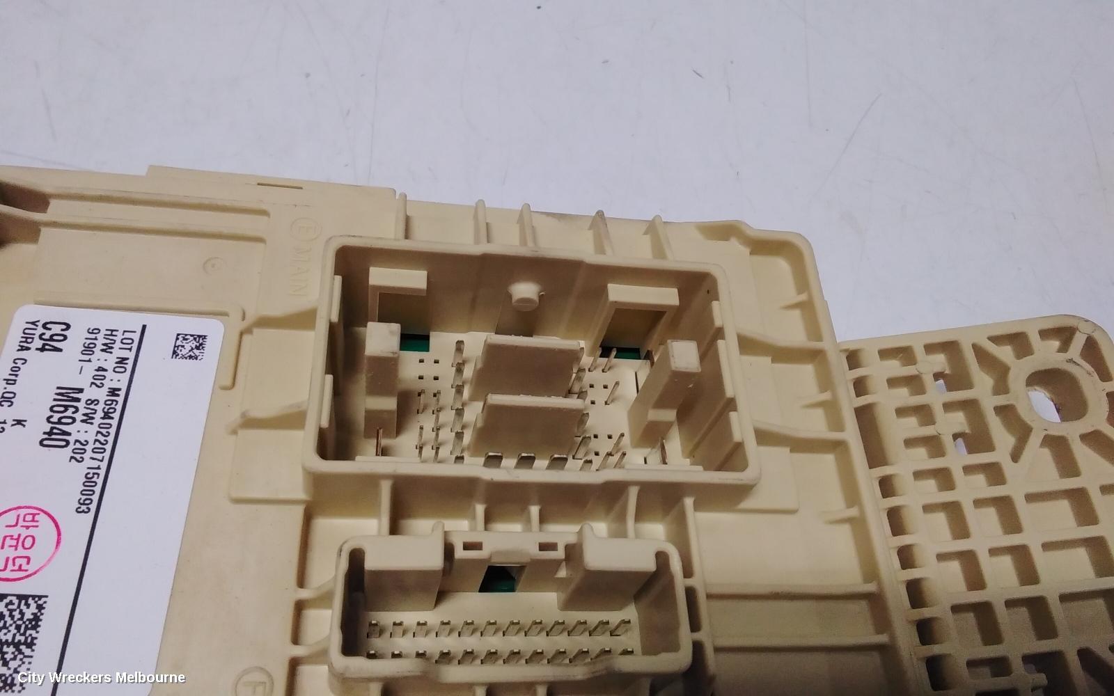 KIA CERATO FUSE BOX, UNDER DASH, BD, 04/2018 ONWARDS