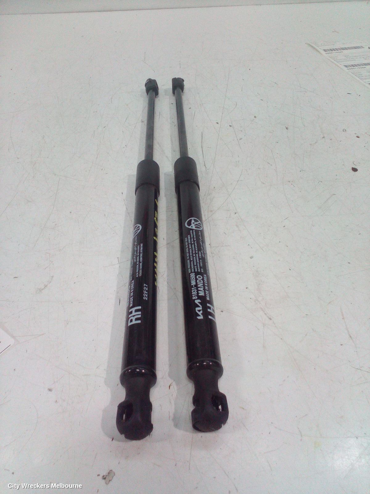 KIA CERATO HATCH STRUT, PAIR, BD, 04/2018 ONWARDS