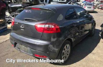 KIA RIO WASHER BOTTLE, UB, 08/2011 - 10/2014