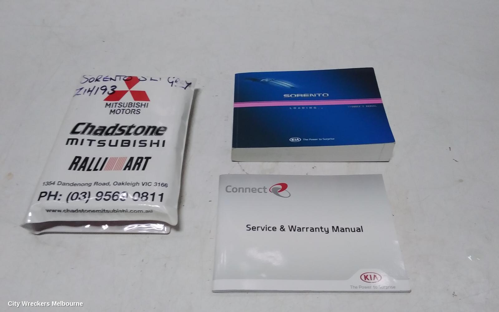 KIA SORENTO OWNERS HANDBOOK, PETROL, XM, 10/2009 - 09/2012