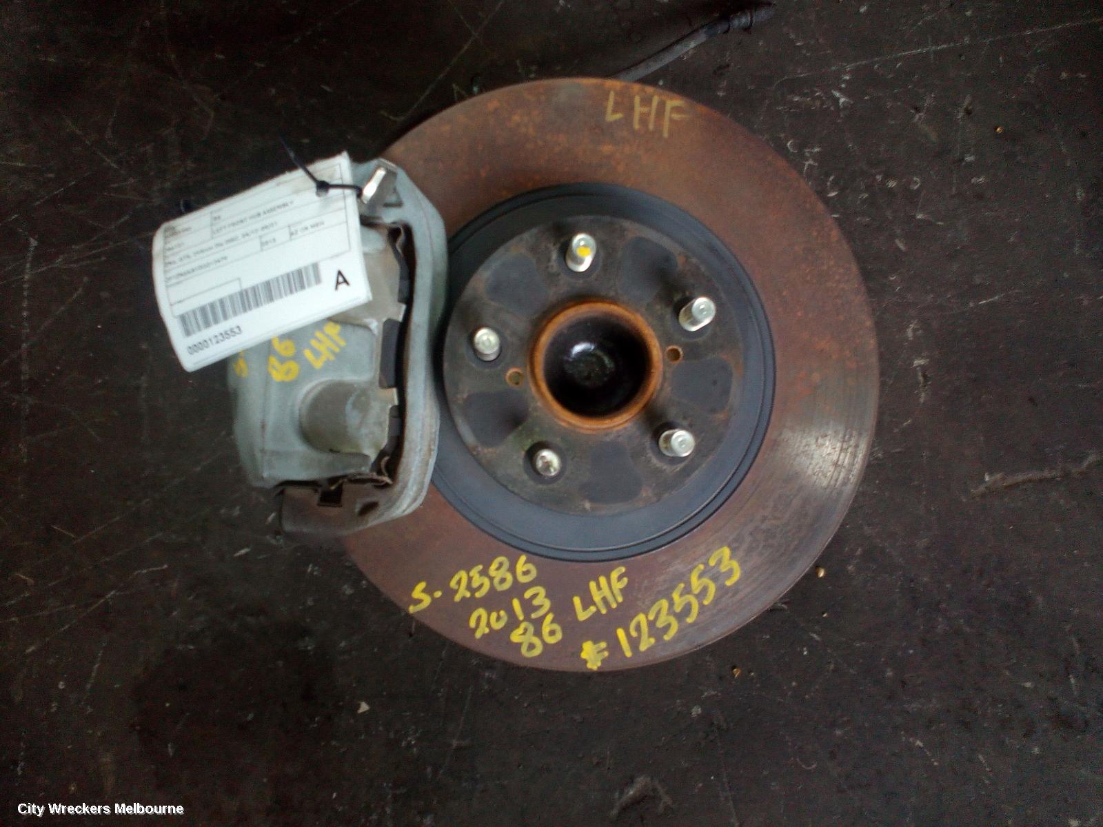 TOYOTA 86 LEFT FRONT HUB ASSEMBLY, ZN6, GTS, 294MM DIA DISC, 04/2012 - 09/2021