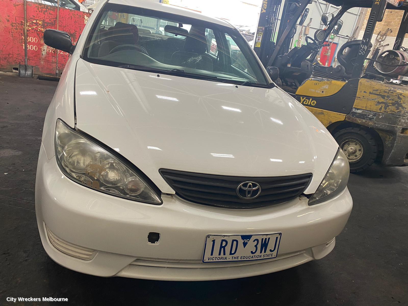 TOYOTA CAMRY LEFT FRONT WINDOW REG/MOTOR, SK36, POWER, 08/2002 - 05/2006
