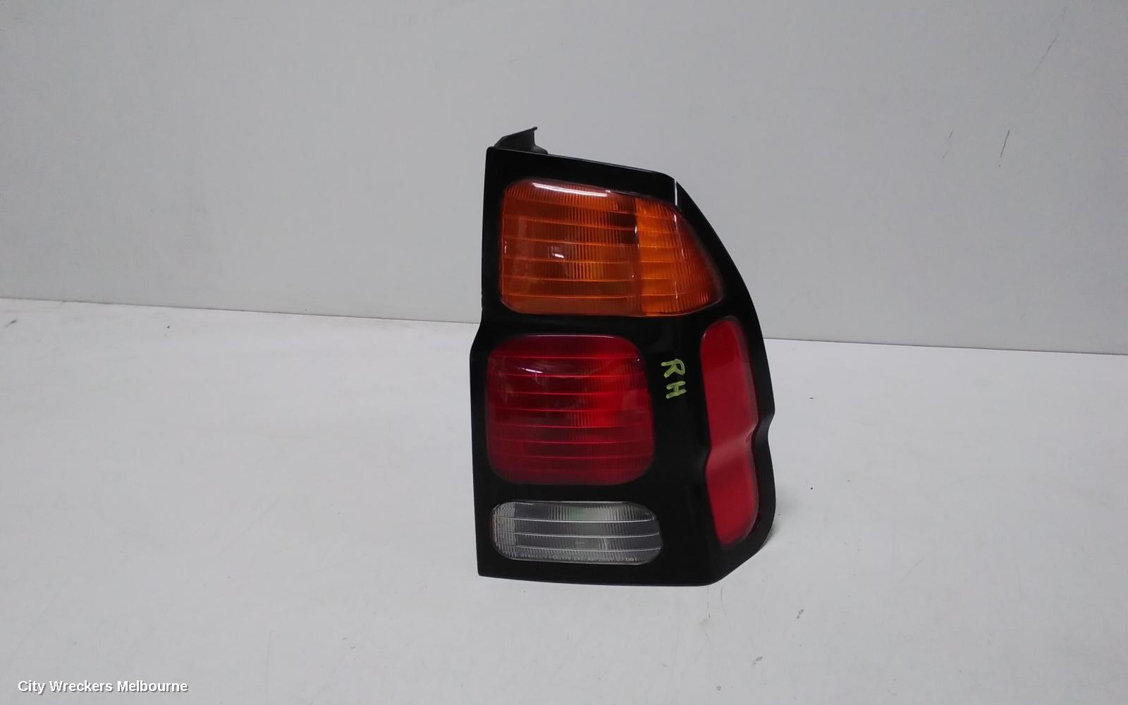 MITSUBISHI CHALLENGER RIGHT TAILLIGHT, PA, 09/2000 - 05/2004
