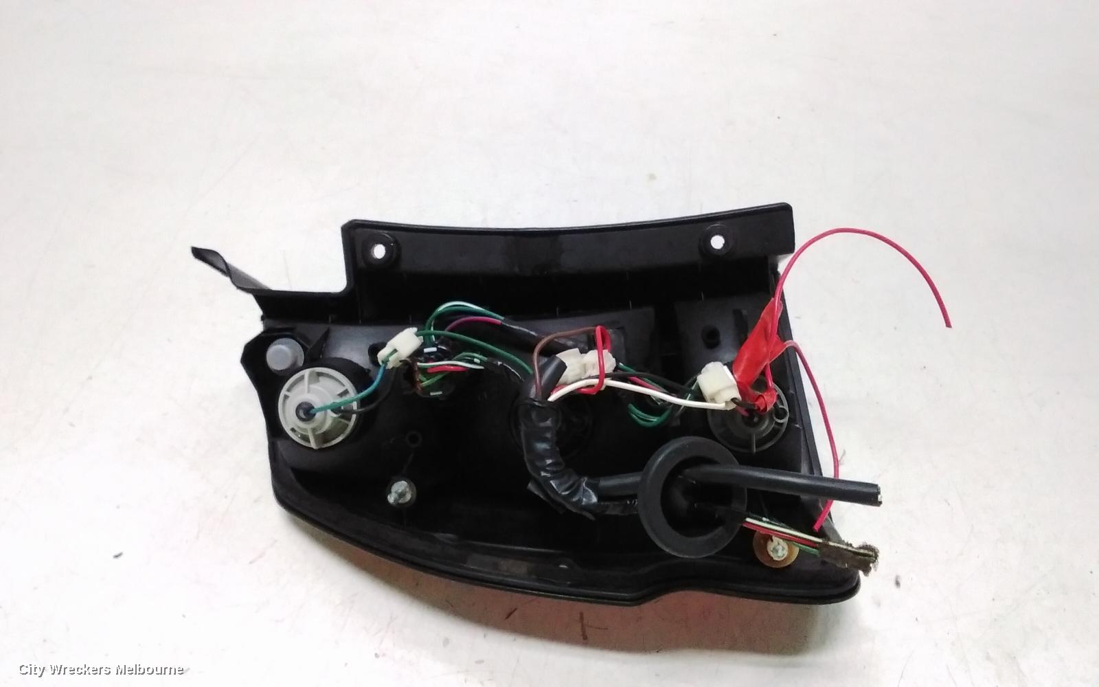 MITSUBISHI CHALLENGER RIGHT TAILLIGHT, PA, 09/2000 - 05/2004