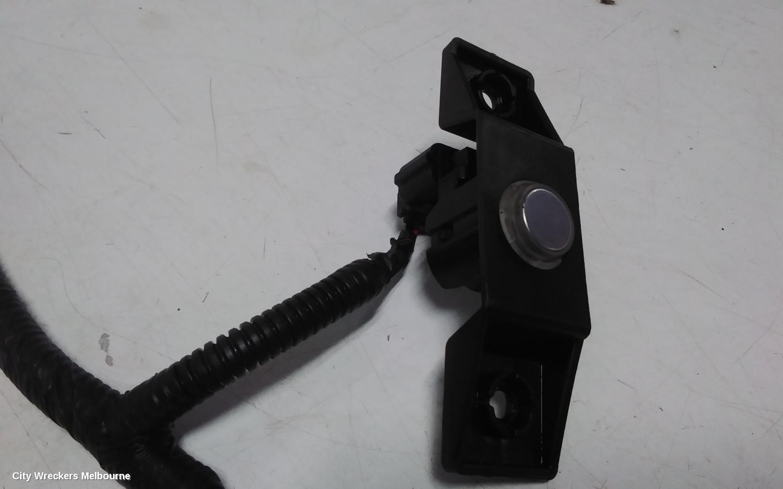 HYUNDAI PALISADE, LX2, 07/2020 - 03/2025, CRUSH SENSOR LH CENTRE: 115417