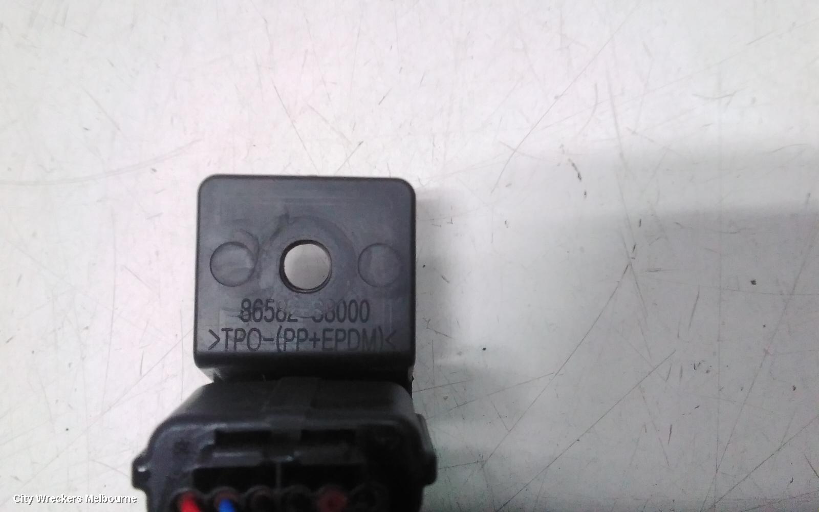 HYUNDAI PALISADE, LX2, 07/2020 - 03/2025, CRUSH SENSOR LH CENTRE: 115417