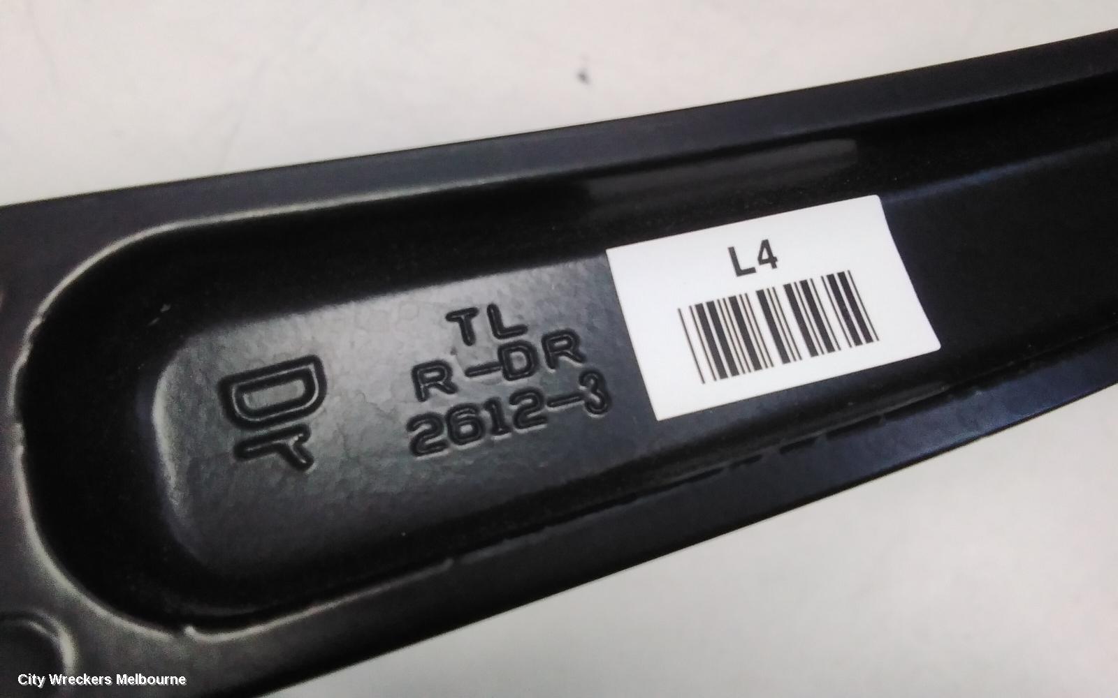 HYUNDAI TUCSON WIPER ARM, FRONT (PAIR), TL, 07/2015 - 01/2021
