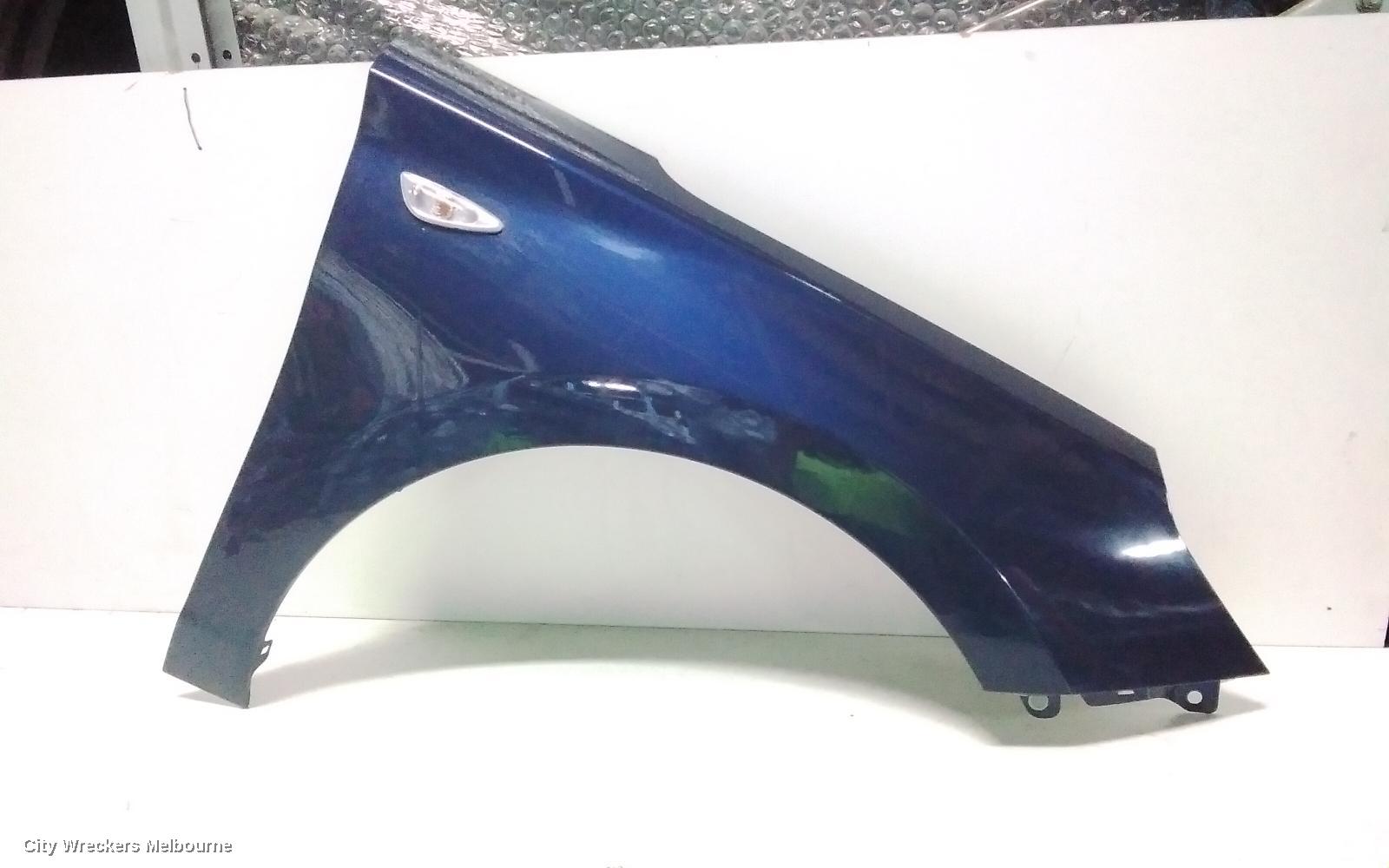 HYUNDAI I30 RIGHT GUARD, PD, HATCH (S. KOREA VIN KMHH), W/ INDICATOR TYPE, 03/2017 ONWARDS