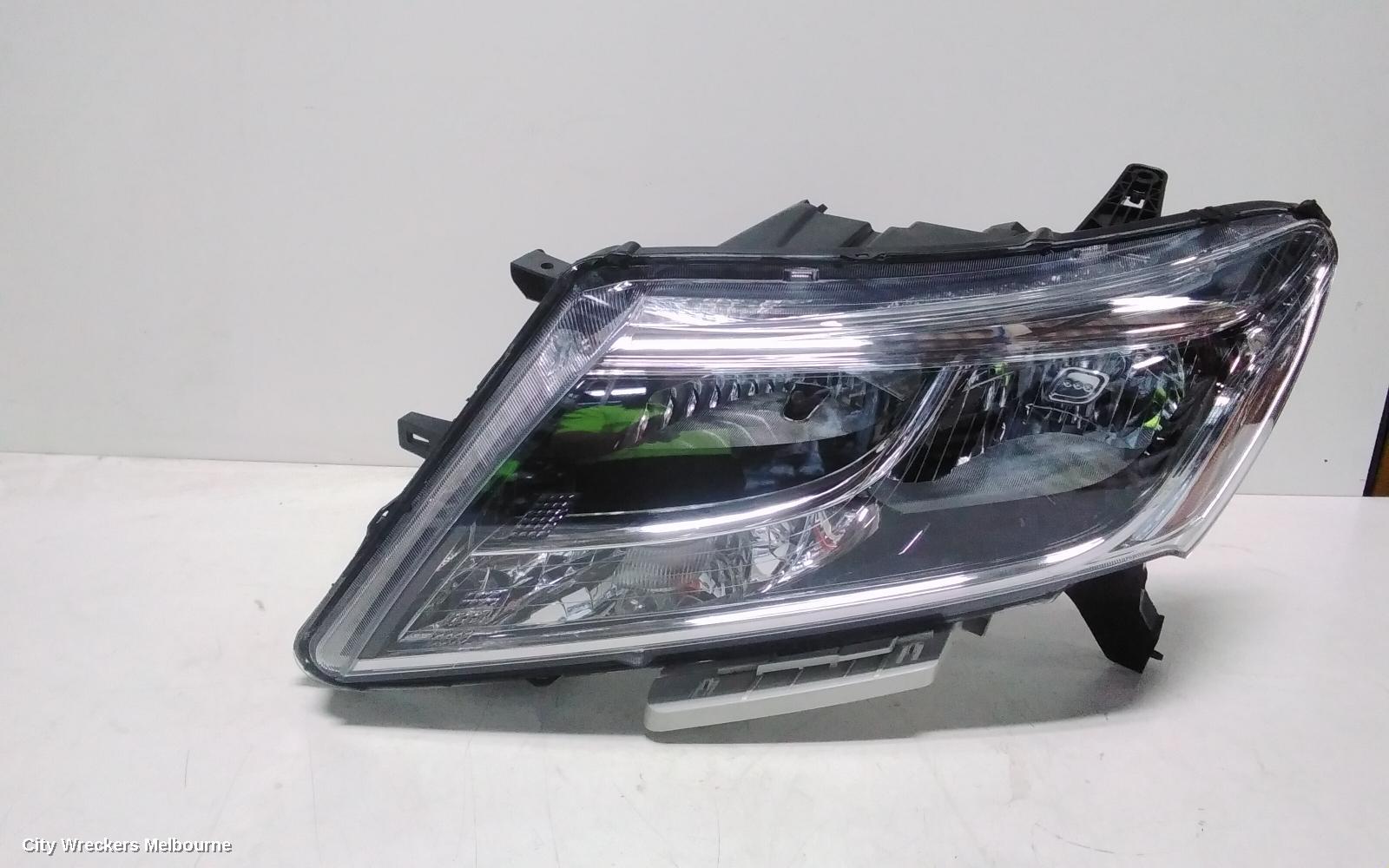 NISSAN PATHFINDER LEFT HEADLAMP, R52, HALOGEN, W/ AMBER INDICATOR TYPE, 06/2013 - 11/2016