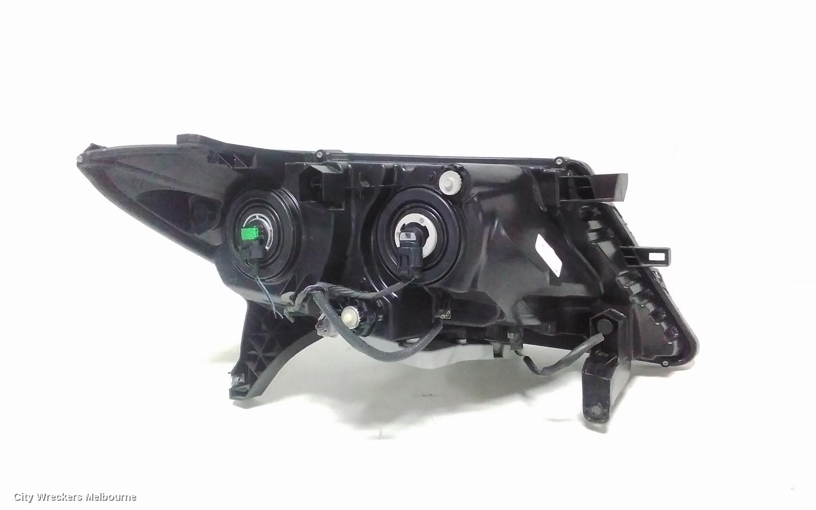 NISSAN PATHFINDER LEFT HEADLAMP, R52, HALOGEN, W/ AMBER INDICATOR TYPE, 06/2013 - 11/2016