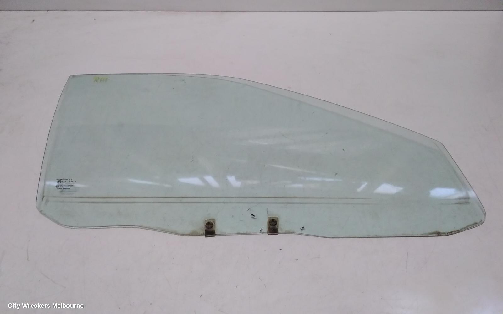 MITSUBISHI LANCER RIGHT FRONT DOOR WINDOW, CE, SEDAN, GREEN TINT, 07/1996 - 08/2003