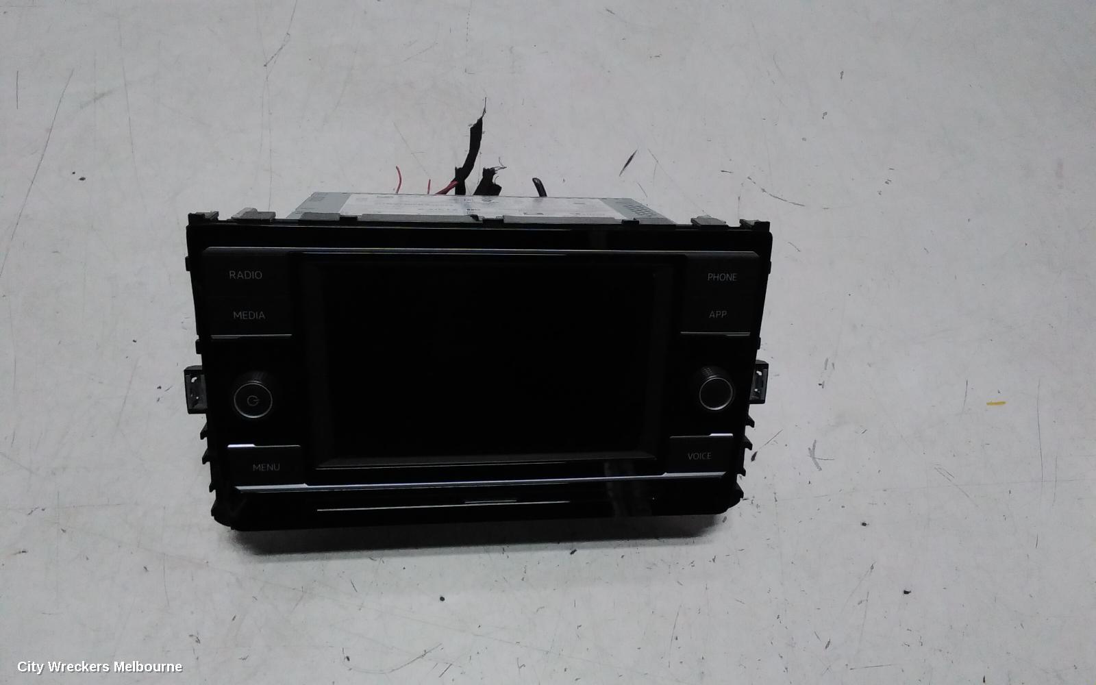 VOLKSWAGEN CRAFTER RADIO/CD/DVD/SAT/TV, DISPLAY UNIT, 6.5IN, SY1, 08/2017 ONWARDS