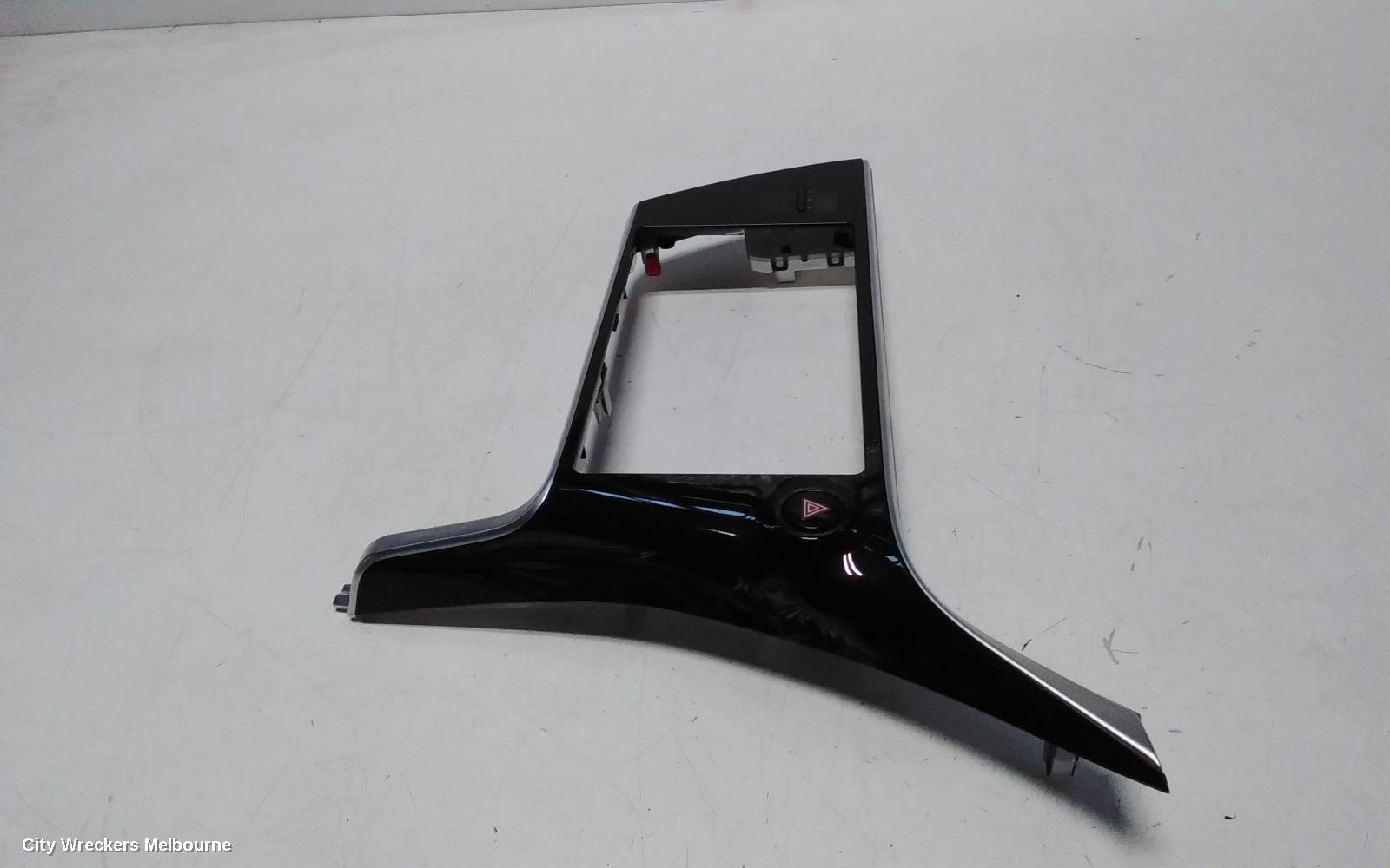 TOYOTA COROLLA RADIO/CD/DVD/SAT/TV, 7IN TOUCHSCREEN (P/N ON FACE 100522), ZRE182R, HATCH, 03/2015 - 06/2018