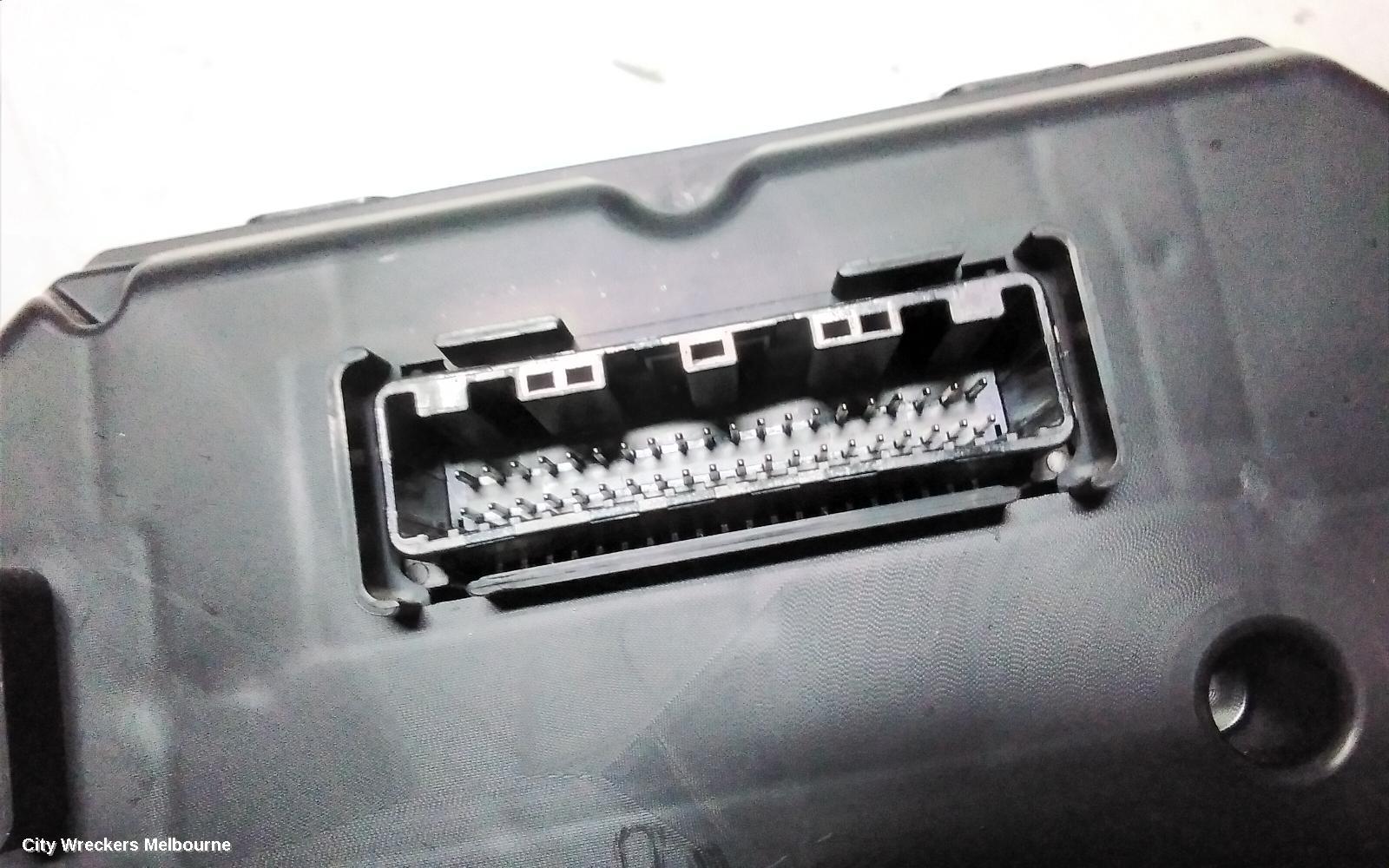 TOYOTA COROLLA INSTRUMENT CLUSTER, 1.8, AUTO T/M, 2ZR-FE, ZR/SX, ZRE182R, HATCH, 06/2015 - 06/2018