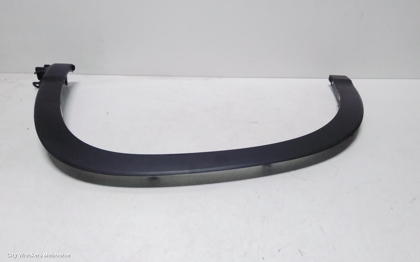 TOYOTA KLUGER WHEEL ARCH FLARE, LH FRONT, WHEEL ARCH MOULD, GSU50-GSU55, 12/2013 - 02/2021
