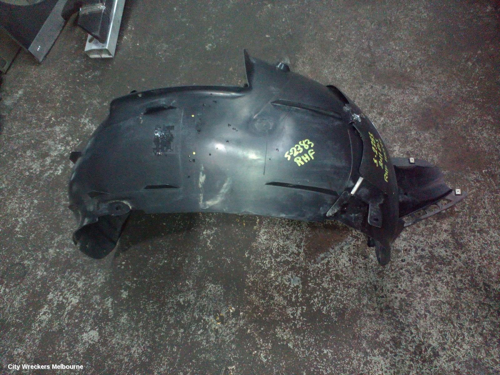 VOLKSWAGEN EOS RIGHT GUARD LINER, 1F, FRONT SECTION, 02/2007 - 12/2014