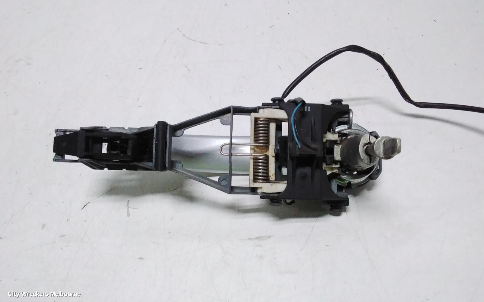 VOLKSWAGEN EOS DOOR HANDLE, OUTER, RH FRONT, 1F, 02/2007 - 12/2014