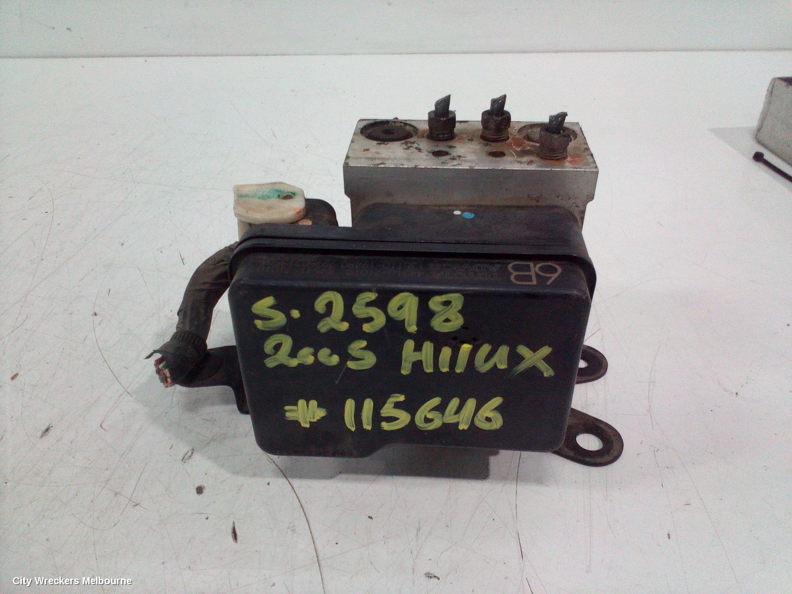 TOYOTA HILUX ABS PUMP/MODULATOR, P/N 4405071010, 03/2005 - 08/2015