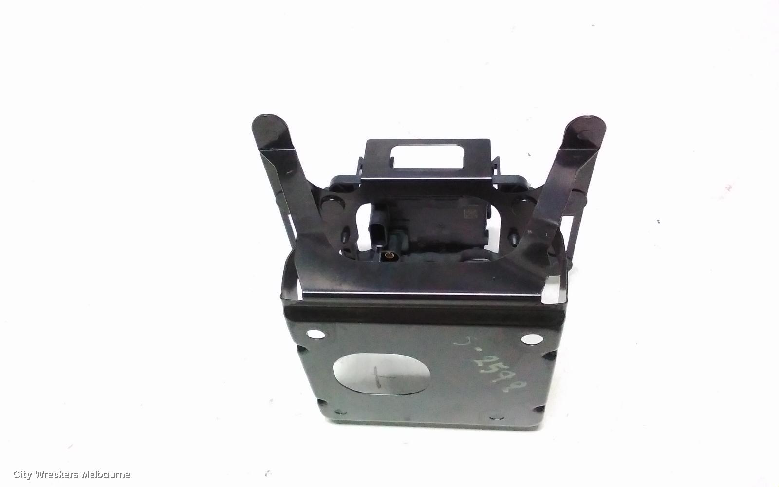 MITSUBISHI OUTLANDER, ZM, 08/2021 ONWARDS, 284386U83A FRONT RADRAR DISTANCE SENSOR: 115666