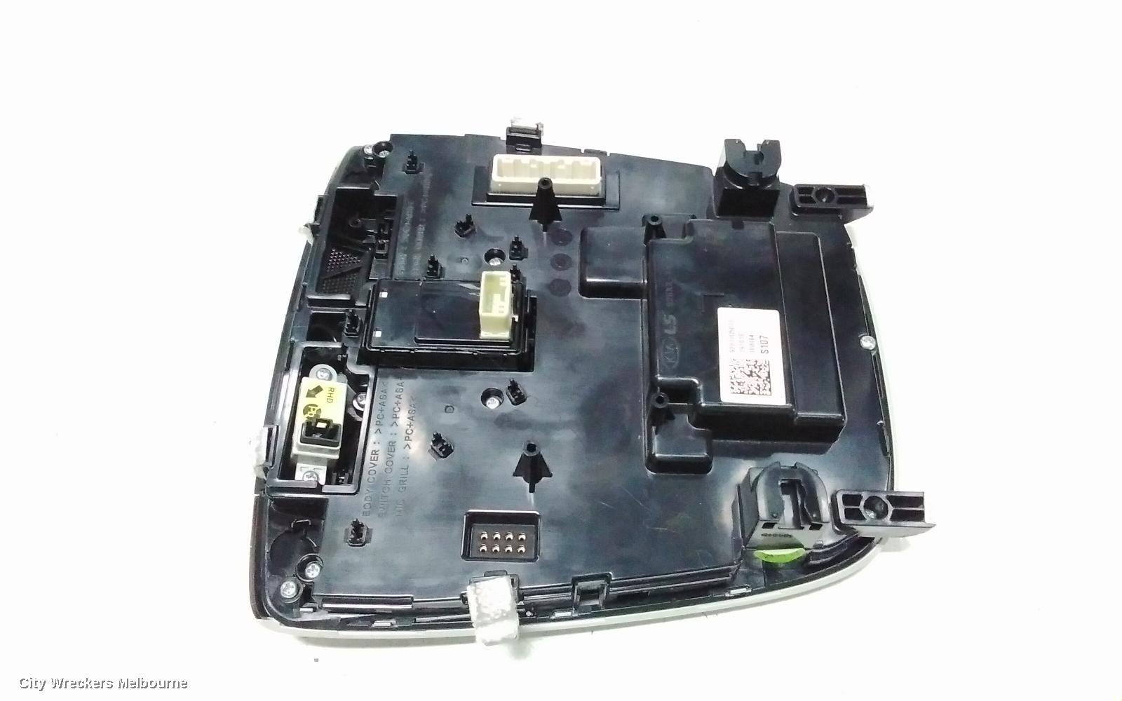 KIA SELTOS COURTESY LIGHT, FRONT, SP2, 07/2019 ONWARDS