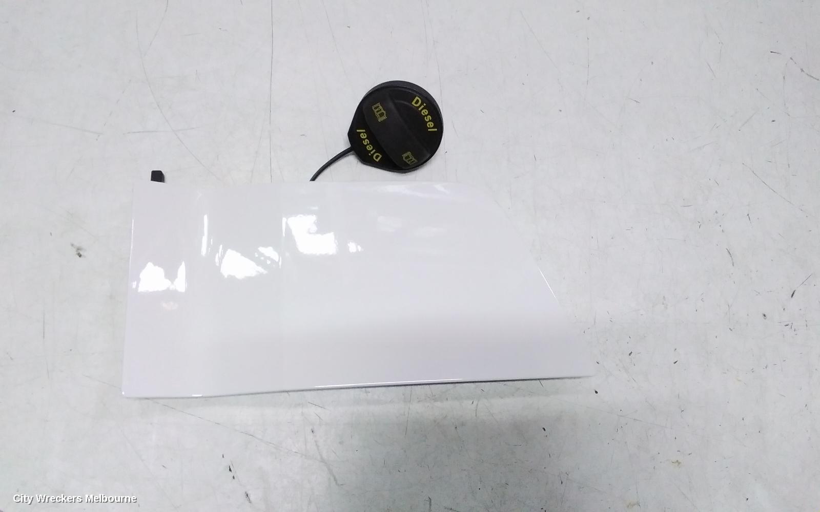 VOLKSWAGEN CRAFTER FUEL DOOR / FILLER, SY1, FUEL DOOR, 08/2017 ONWARDS