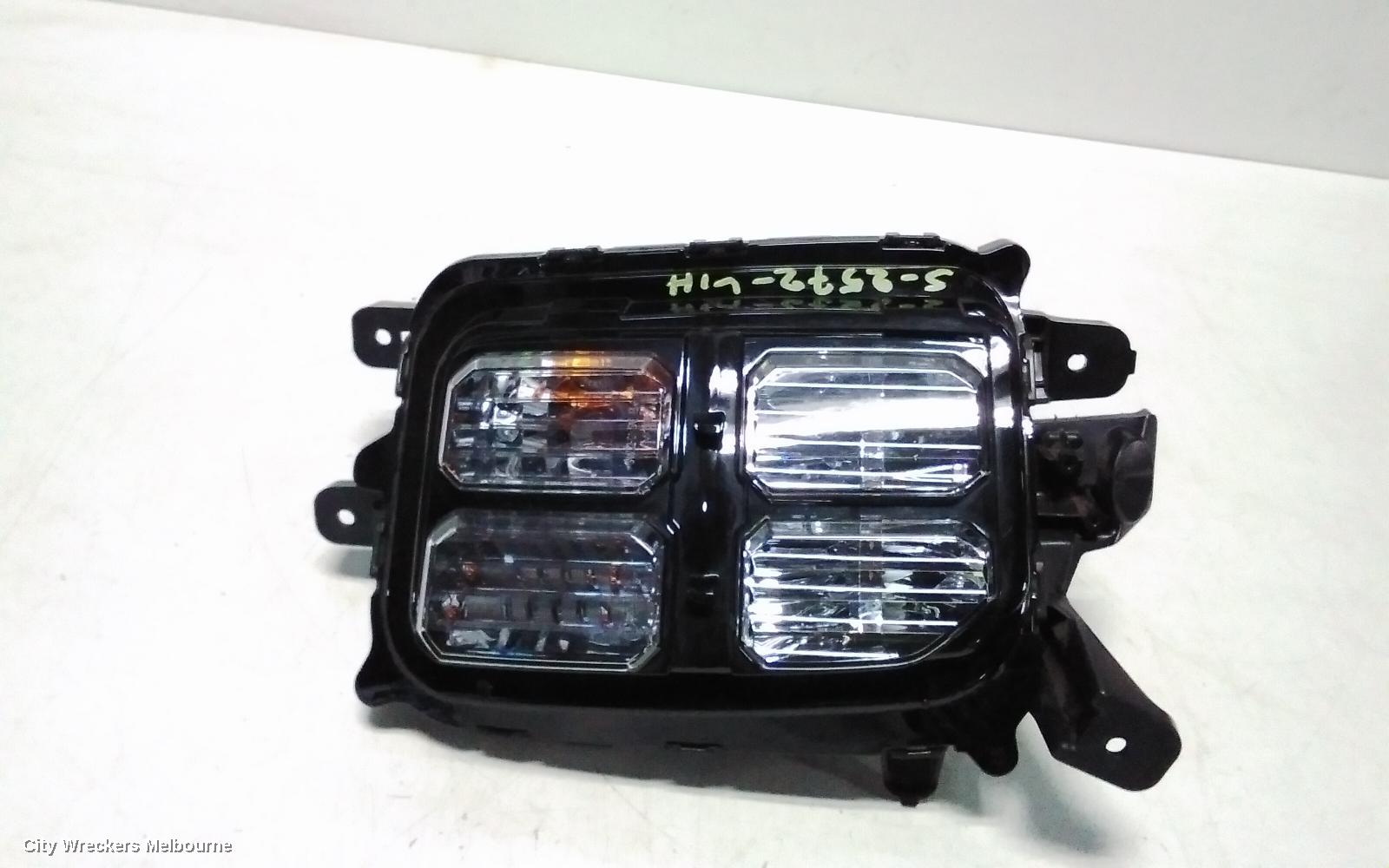 MITSUBISHI ASX LEFT INDICATOR/FOG/SIDE, BUMPER FOGLAMP W/ TURN SIGNAL, XD, 06/2019 ONWARDS