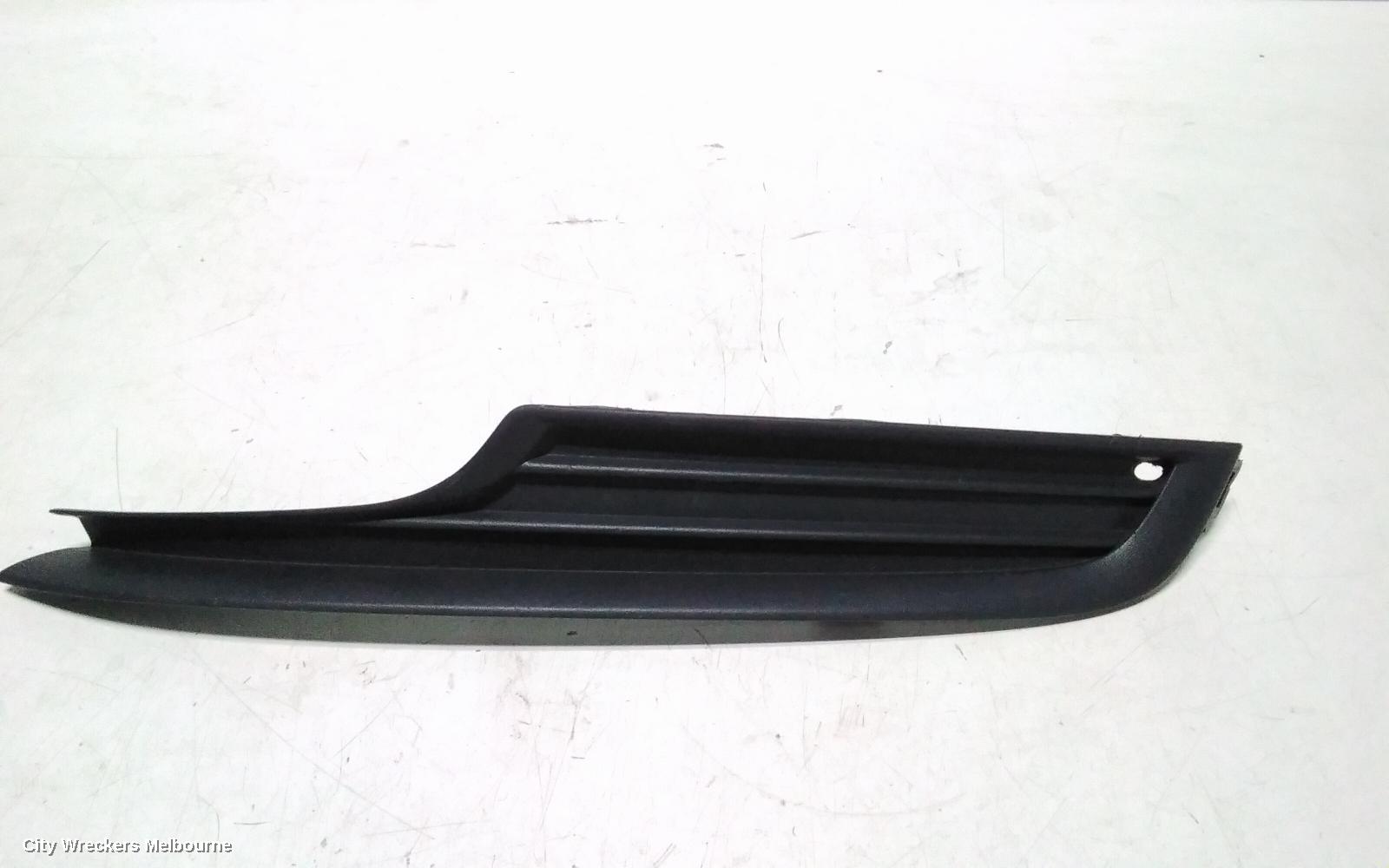 VOLKSWAGEN GOLF GRILLE, BUMPER GRILLE (LH SIDE), GEN 7, NON FOGLAMP TYPE, 12/2012 - 03/2017