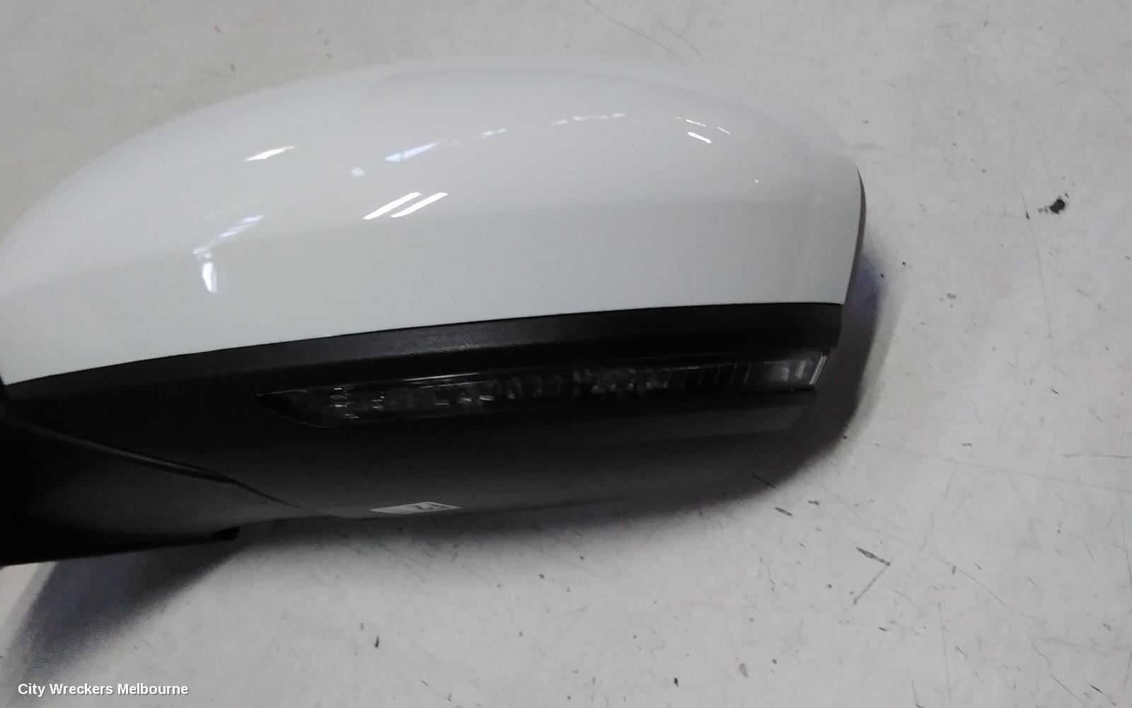 RENAULT ARKANA LEFT DOOR MIRROR, JL1, POWER FOLD, COLOUR CODED TYPE, 05/2021 ONWARDS