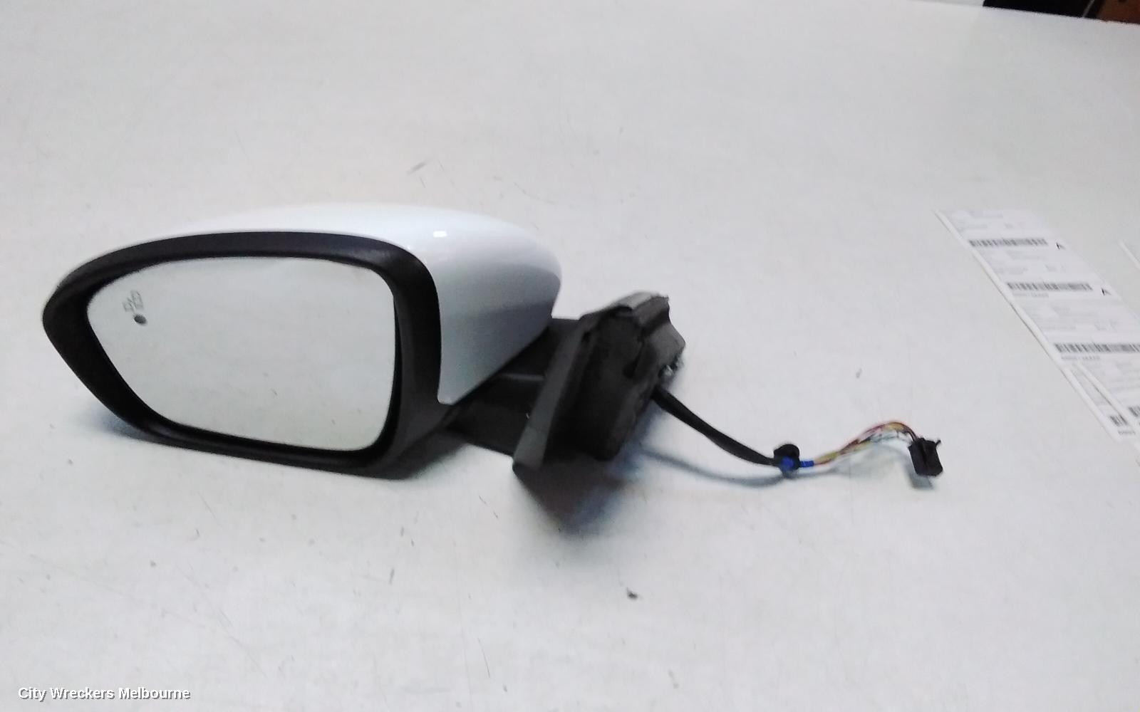 RENAULT ARKANA LEFT DOOR MIRROR, JL1, POWER FOLD, COLOUR CODED TYPE, 05/2021 ONWARDS