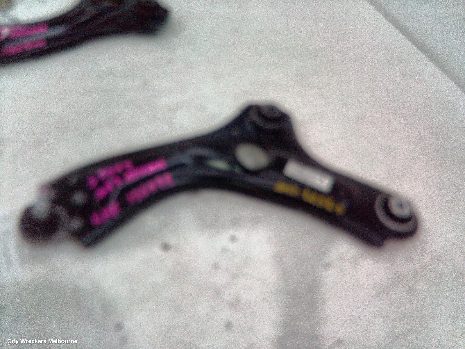 RENAULT ARKANA LEFT FRONT LOWER CONTROL ARM, JL1, 05/2021 ONWARDS