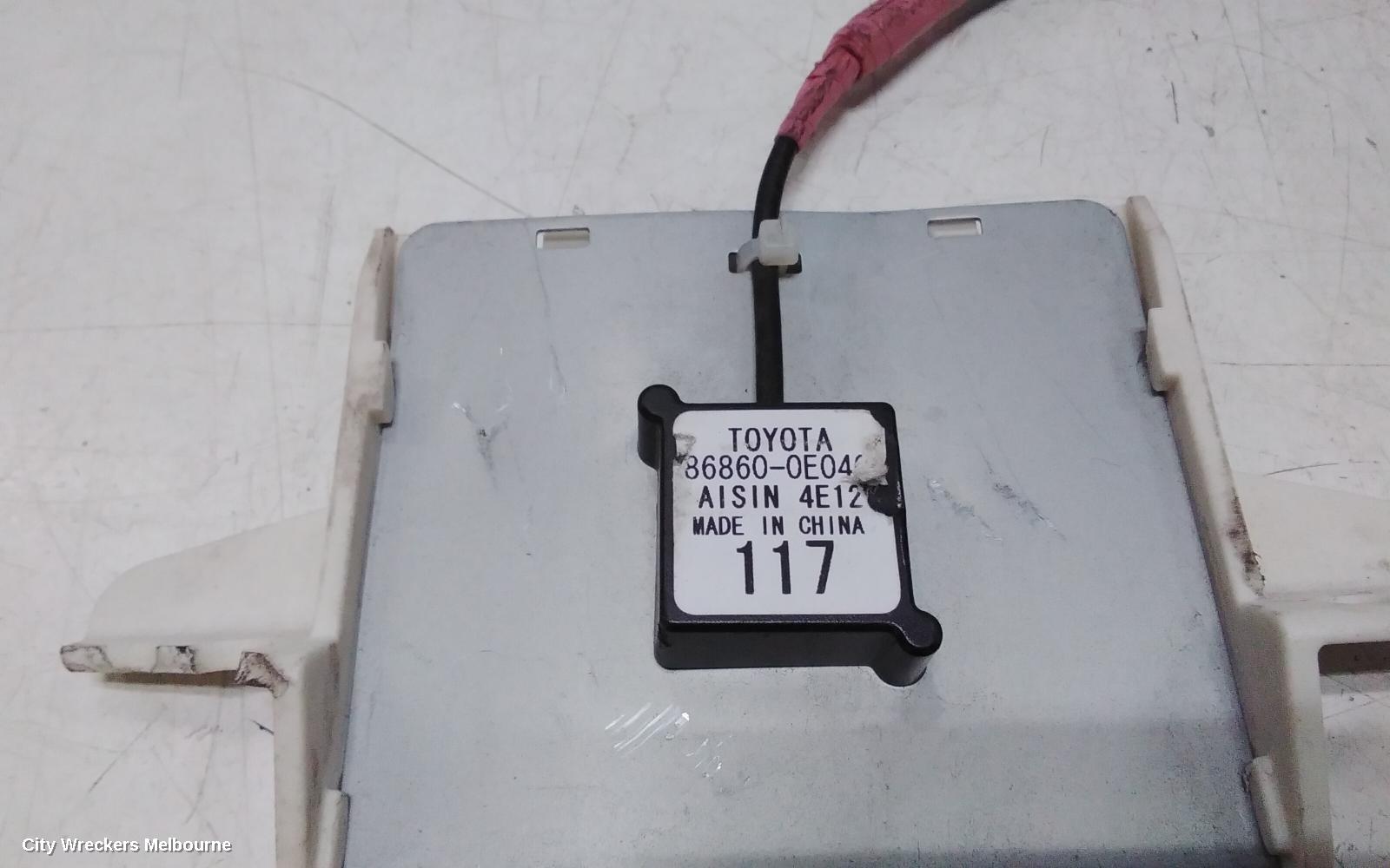 TOYOTA KLUGER RADIO/CD/DVD/SAT/TV, SAT NAV HEAD UNIT, GSU50/GSU55, 12/2013 - 02/2021