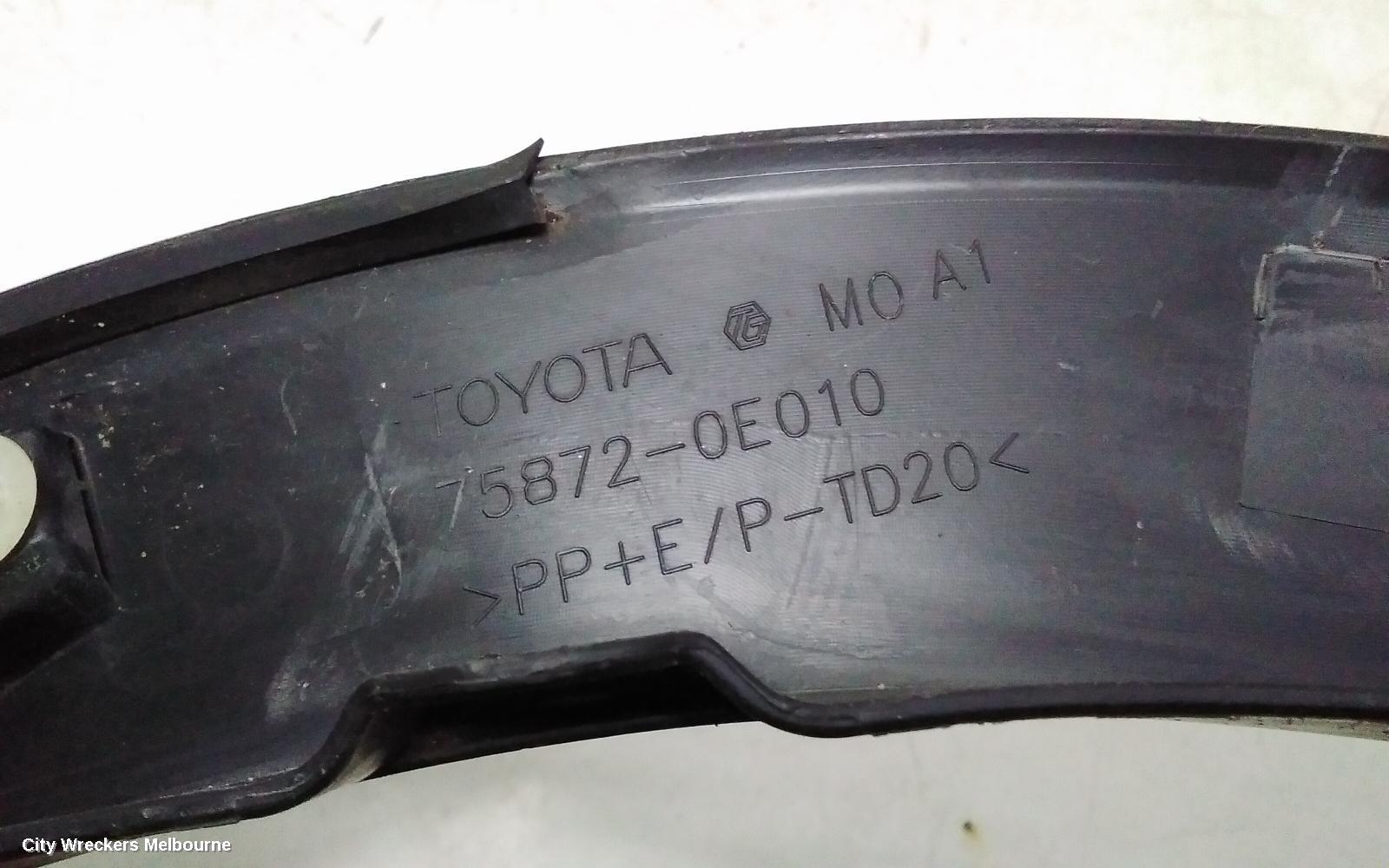 TOYOTA KLUGER WHEEL ARCH FLARE, LH FRONT, WHEEL ARCH MOULD, GSU50-GSU55, 12/2013 - 02/2021