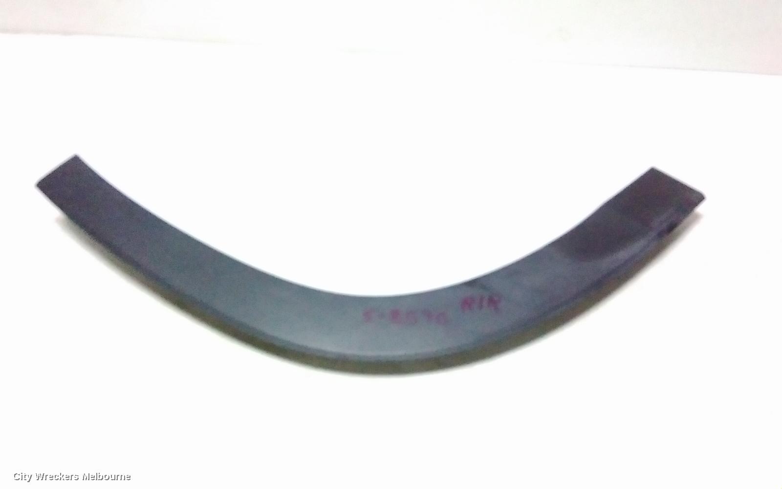 TOYOTA KLUGER WHEEL ARCH FLARE, RH REAR, DOOR ARCH MOULD, GSU50-GSU55, 12/2013 - 02/2021