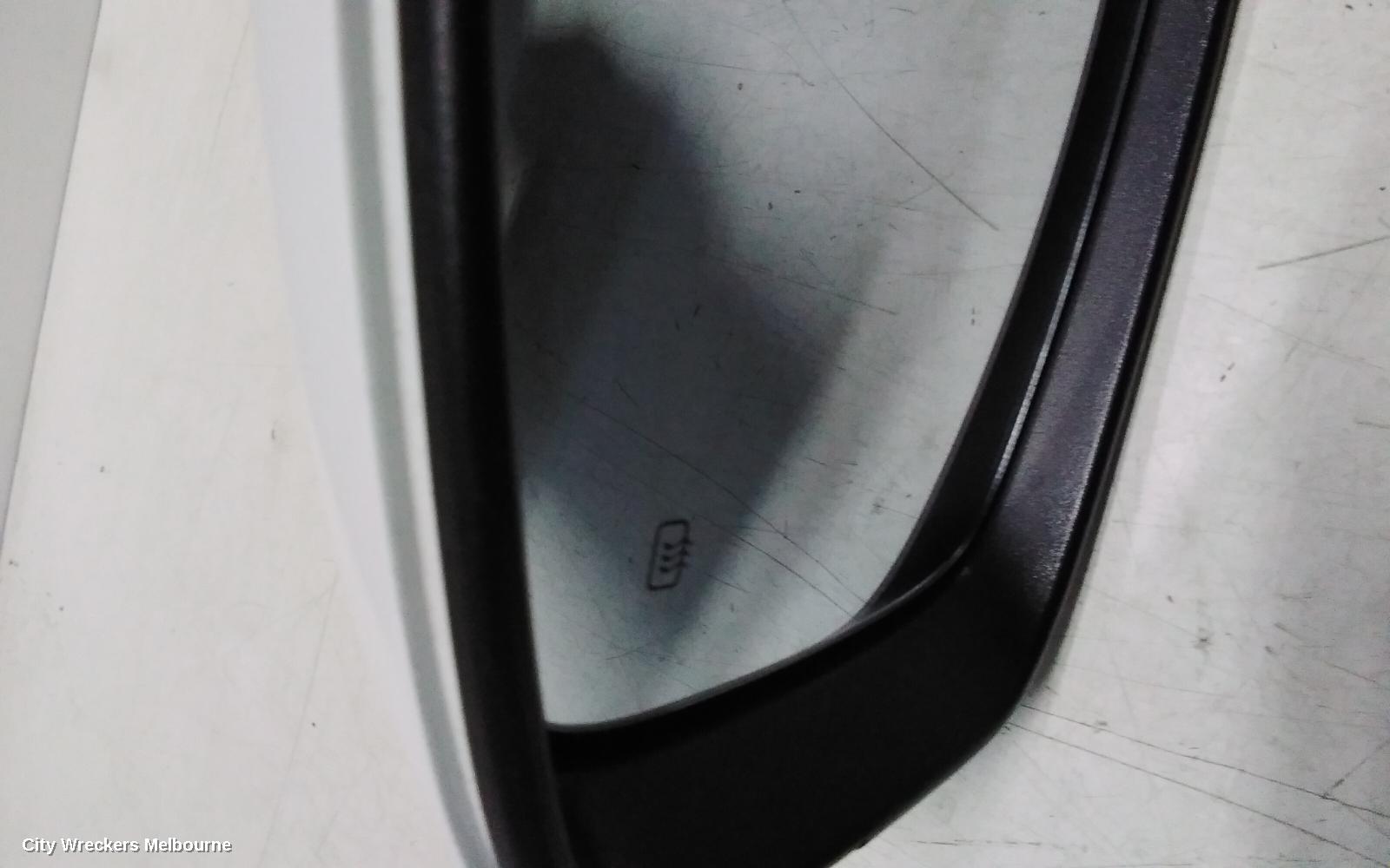 MG HS LEFT DOOR MIRROR, SAS23, HEATED, ELECT ADJ, COLOUR CODED, 09/2019 ONWARDS