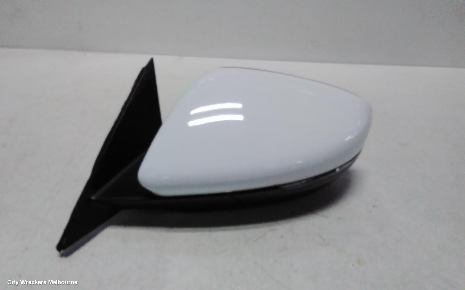 MG HS LEFT DOOR MIRROR, SAS23, HEATED, ELECT ADJ, COLOUR CODED, 09/2019 ONWARDS