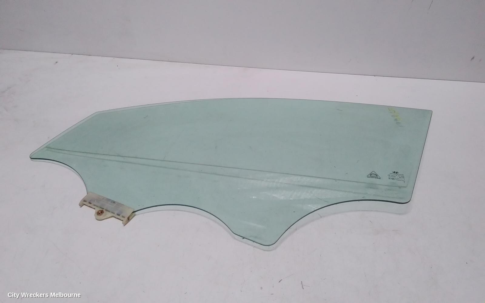 HYUNDAI TUCSON LEFT FRONT DOOR WINDOW, TL, 07/2015 - 01/2021