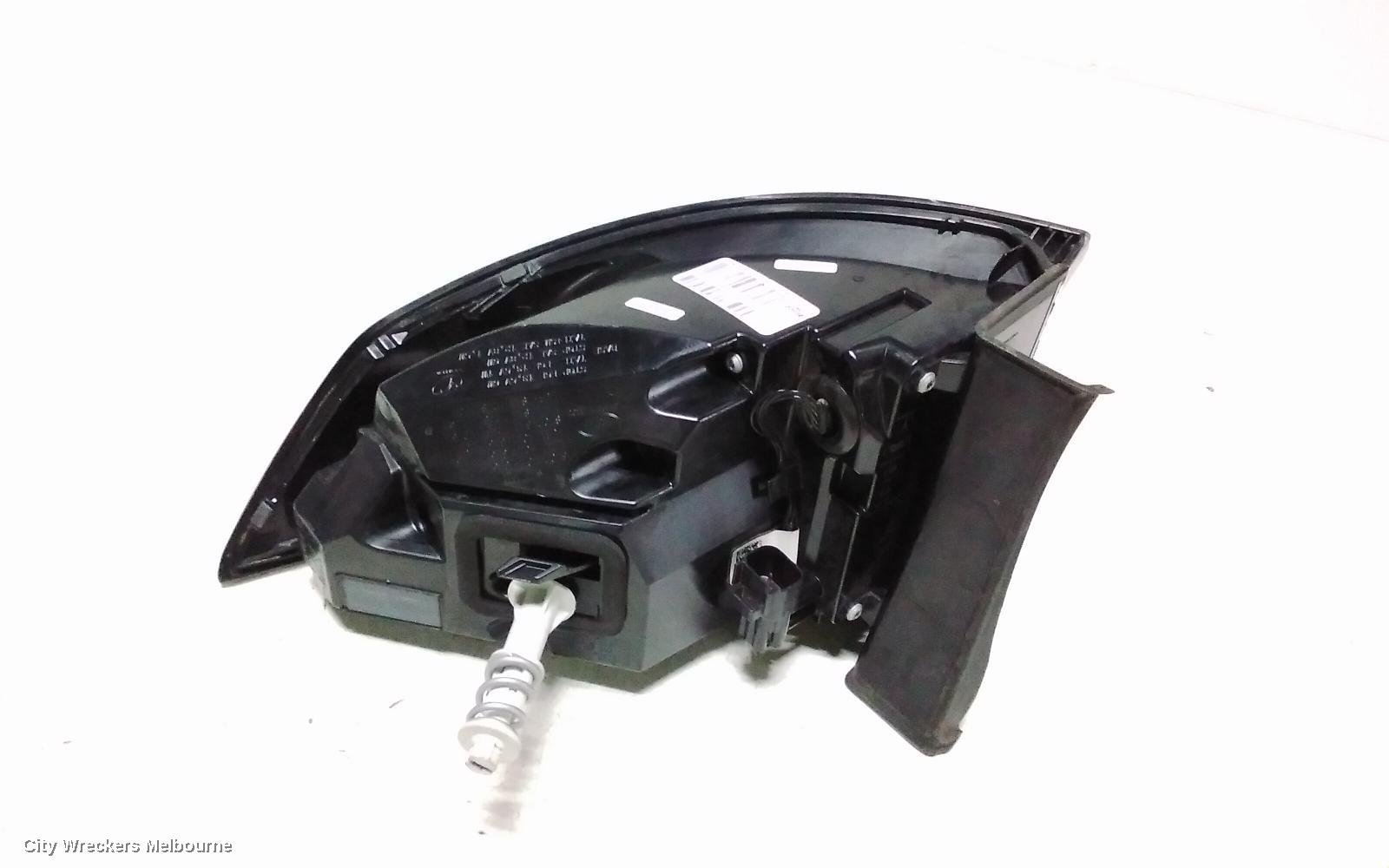 LAND ROVER DISCOVERY SPORT LEFT TAILLIGHT, IN BODY, LED, RED MARKING LIGHT TYPE, L550, 01/2015 - 06/2019