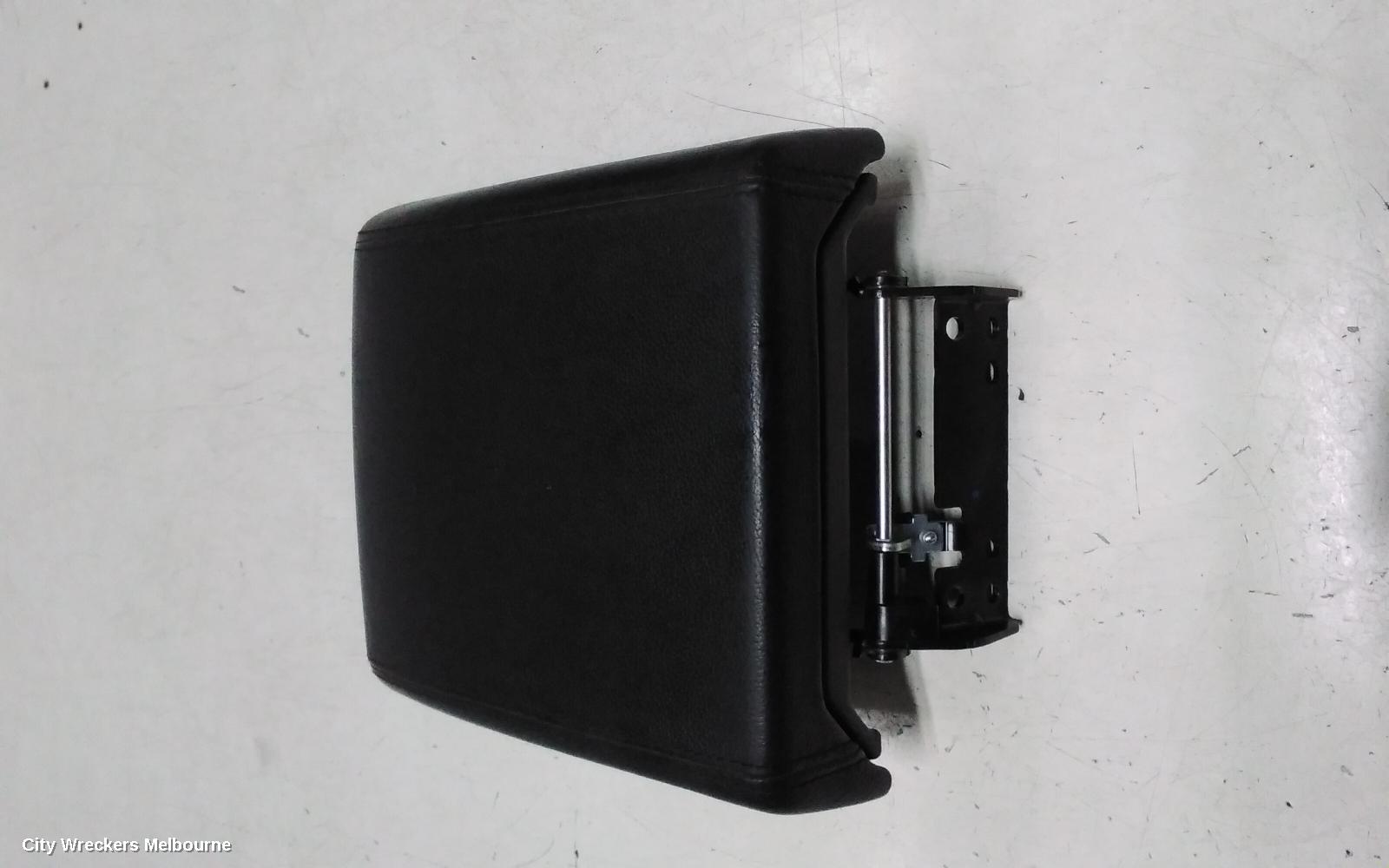 LAND ROVER DISCOVERY SPORT CONSOLE, L550, 01/2015 ONWARDS