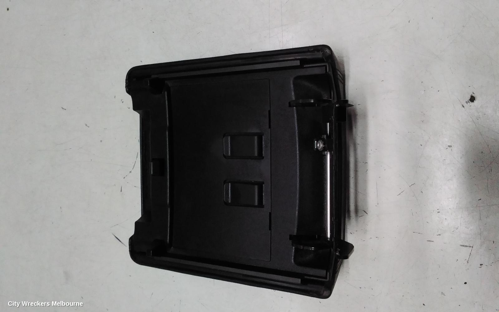 LAND ROVER DISCOVERY SPORT CONSOLE, L550, 01/2015 ONWARDS