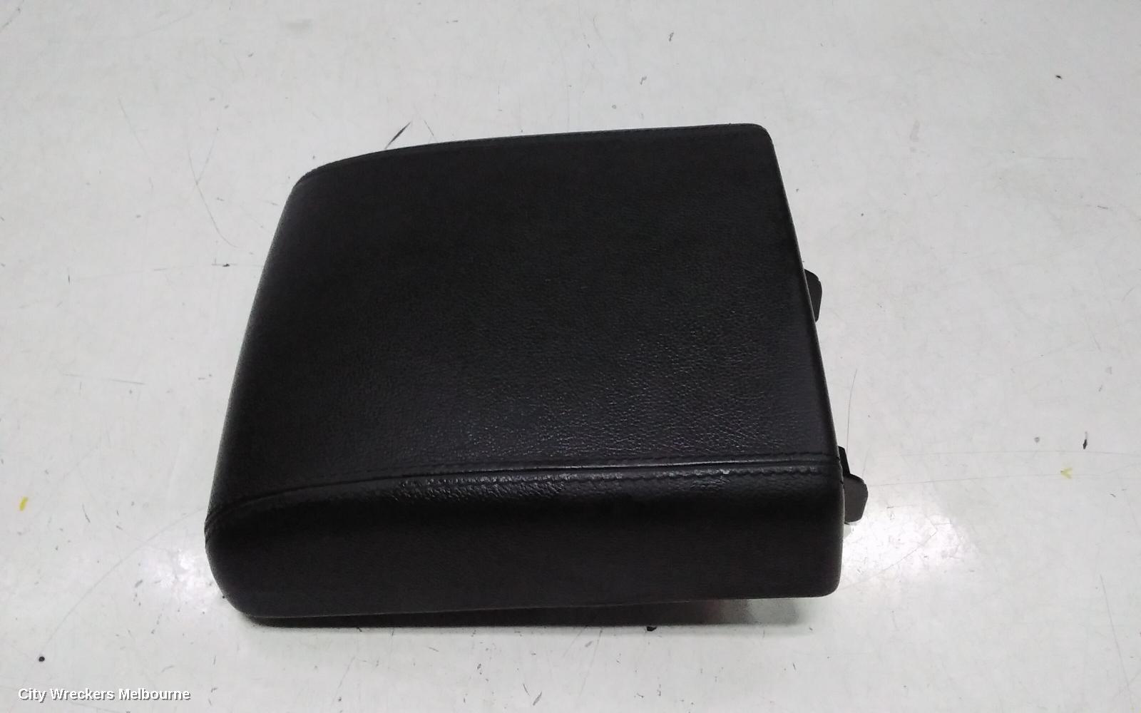 LAND ROVER DISCOVERY SPORT CONSOLE, L550, 01/2015 ONWARDS