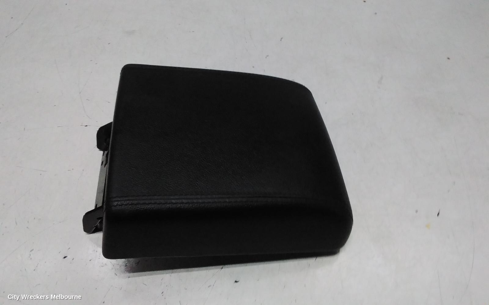 LAND ROVER DISCOVERY SPORT CONSOLE, L550, 01/2015 ONWARDS