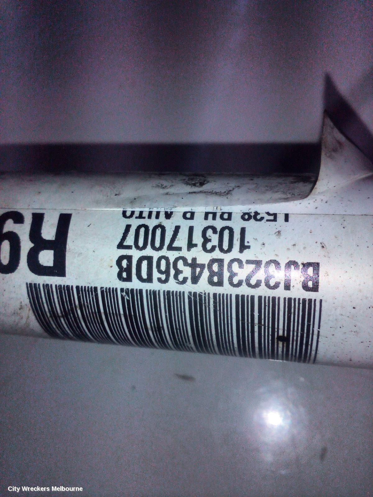 LAND ROVER DISCOVERY SPORT RIGHT DRIVESHAFT, FRONT, AUTO, PETROL, L550, 01/2015 ONWARDS