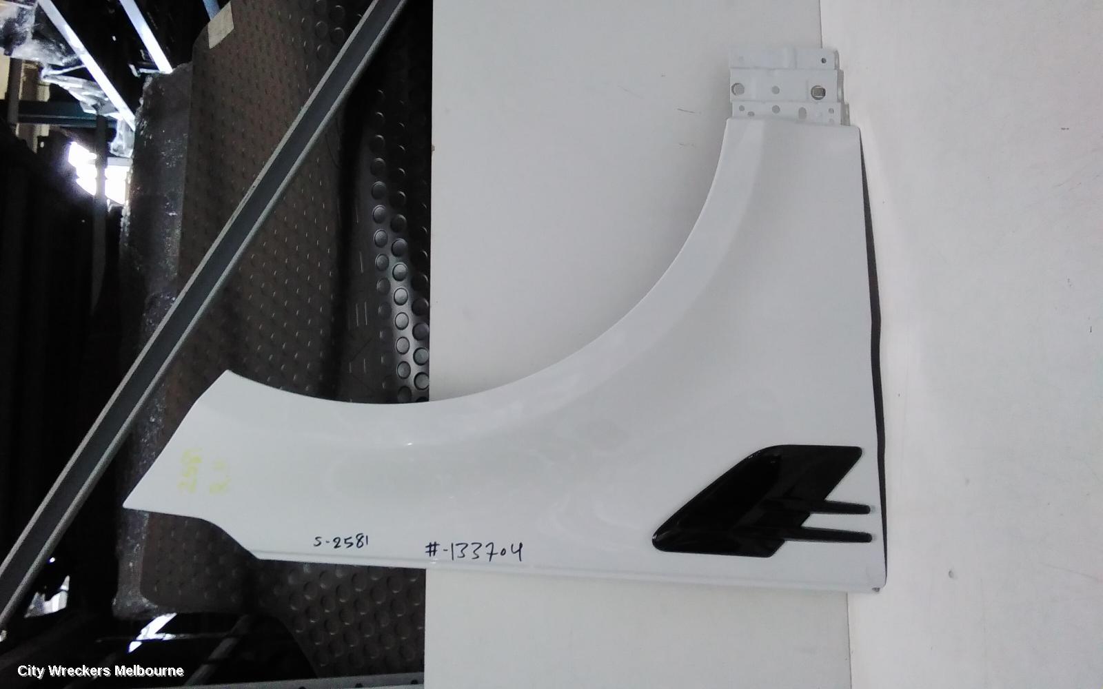 LAND ROVER RANGEROVER SPORT RIGHT GUARD, L494, 01/2018 - 04/2022