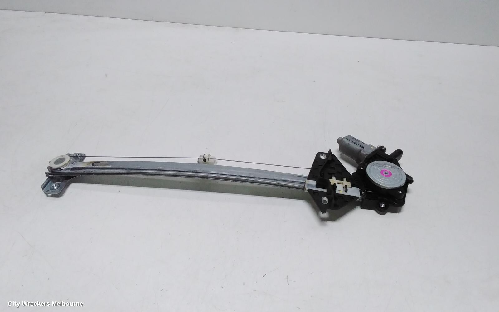 HONDA CRV RIGHT FRONT WINDOW REG/MOTOR, POWER, RE, 03/2007 - 10/2012