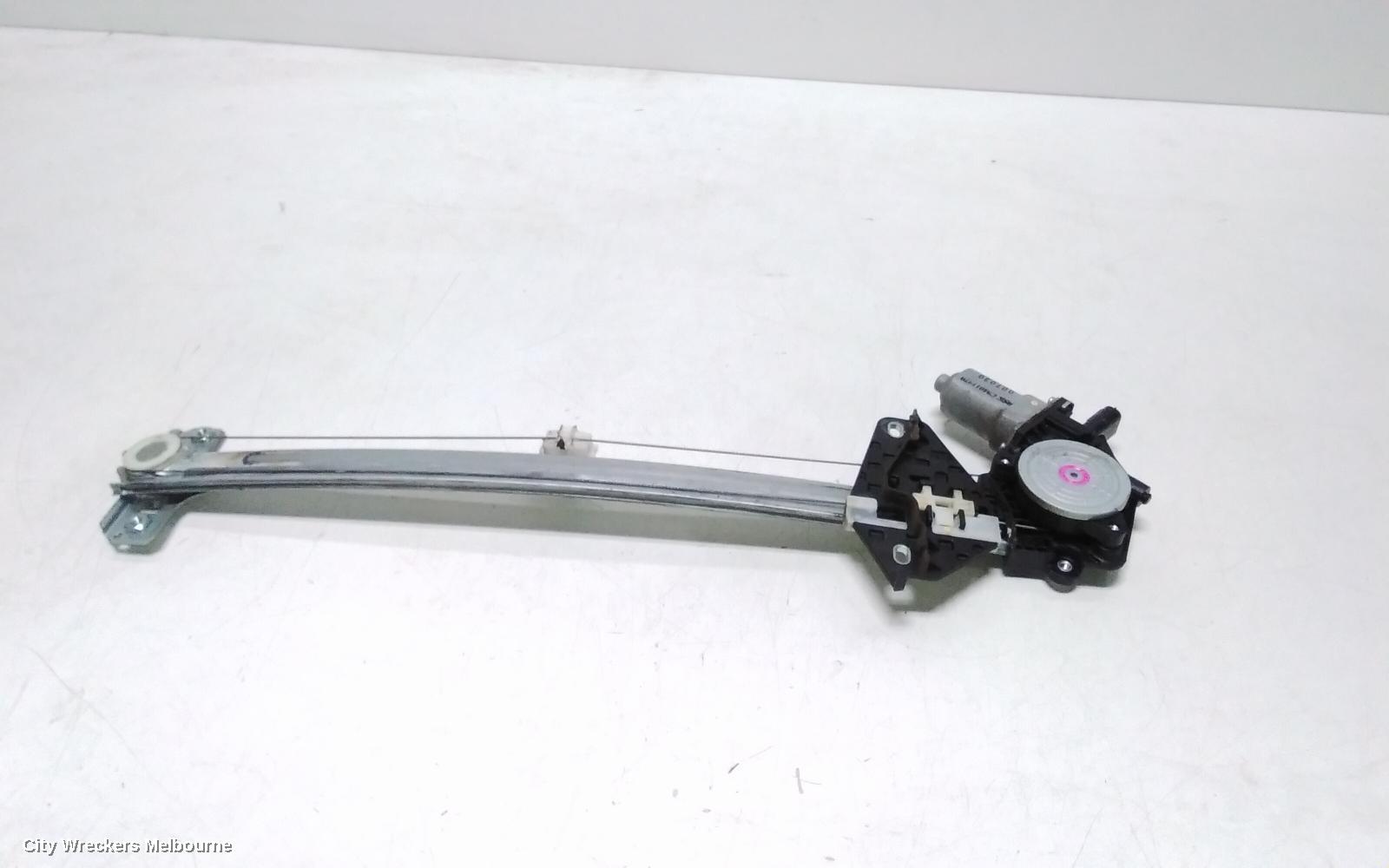 HONDA CRV RIGHT FRONT WINDOW REG/MOTOR, POWER, RE, 03/2007 - 10/2012