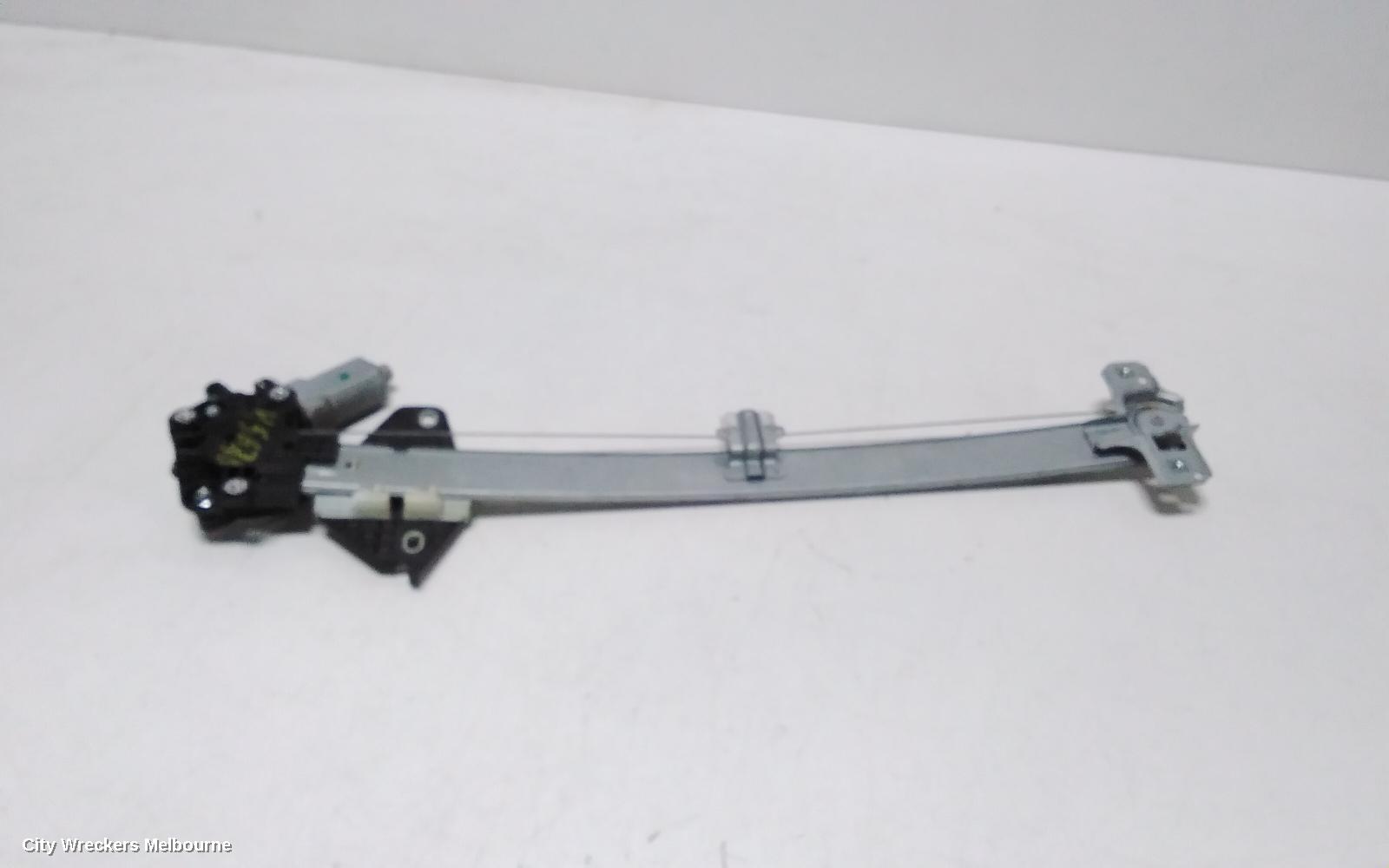 HONDA CRV RIGHT FRONT WINDOW REG/MOTOR, POWER, RE, 03/2007 - 10/2012