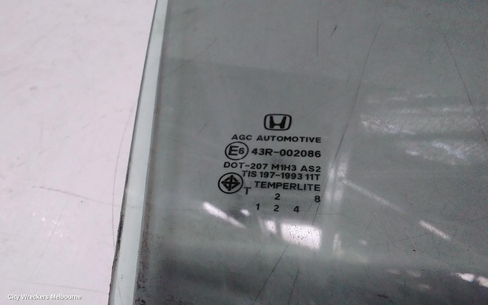 HONDA CRV RIGHT FRONT DOOR WINDOW, RE, 03/2007 - 10/2012