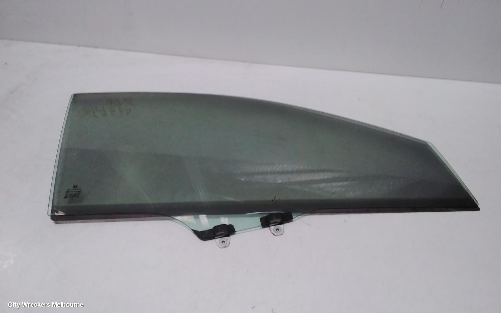HONDA CRV RIGHT FRONT DOOR WINDOW, RE, 03/2007 - 10/2012