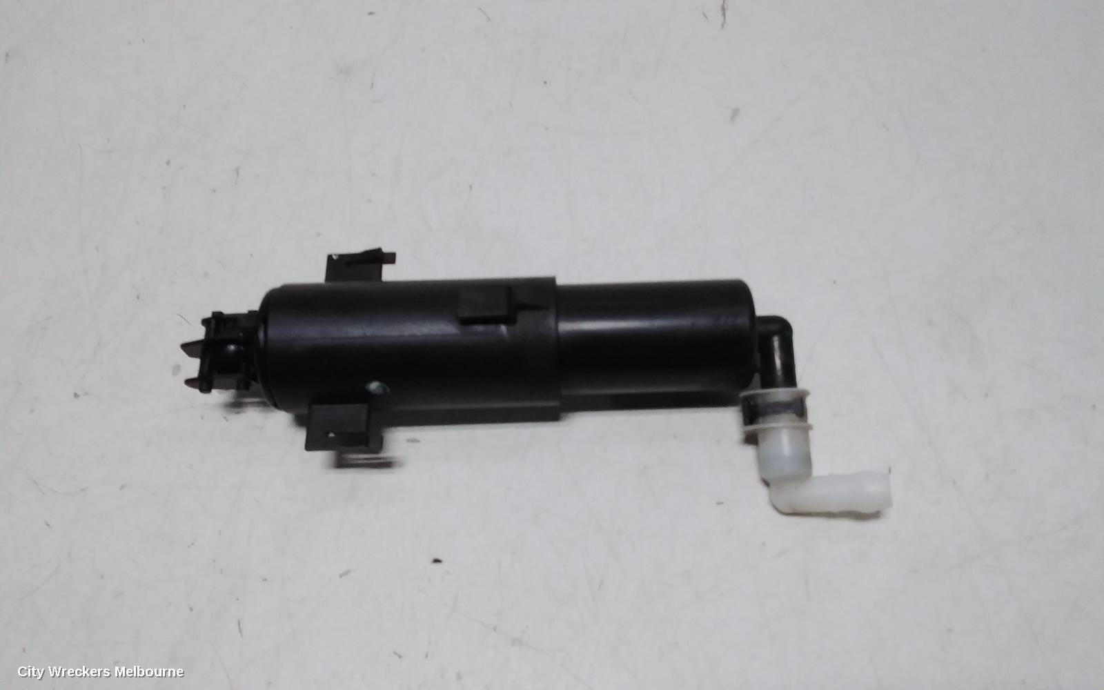 BMW 3 SERIES WASHER JET, E90, 03/2005 - 12/2013