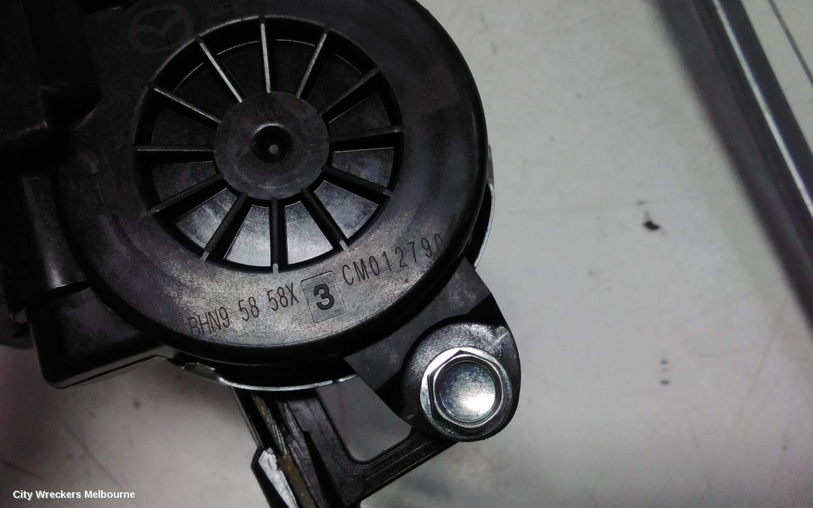 MAZDA CX3 RIGHT REAR WND REG/MOTOR, DK, 02/2017 ONWARDS